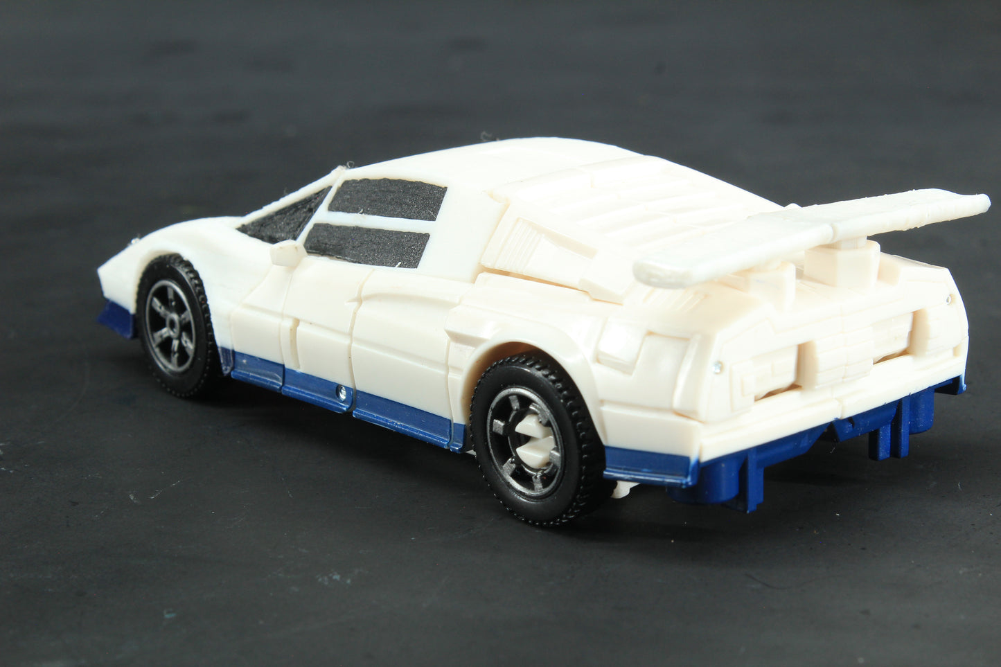 Countach Spoiler for Legacy Breakdown