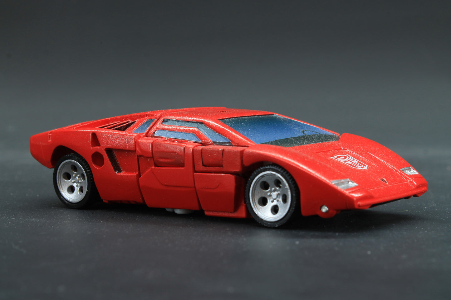 Countach Wheels for Kingdom Sideswipe and Earthrise Sunstreaker